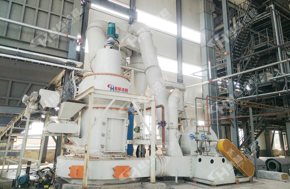 磨生石灰磨機HC1700縱擺磨粉機200目12噸內蒙古興安盟客戶投產 磨生石灰磨機HC1700縱擺磨粉機200目12噸內蒙古興安盟客戶投產